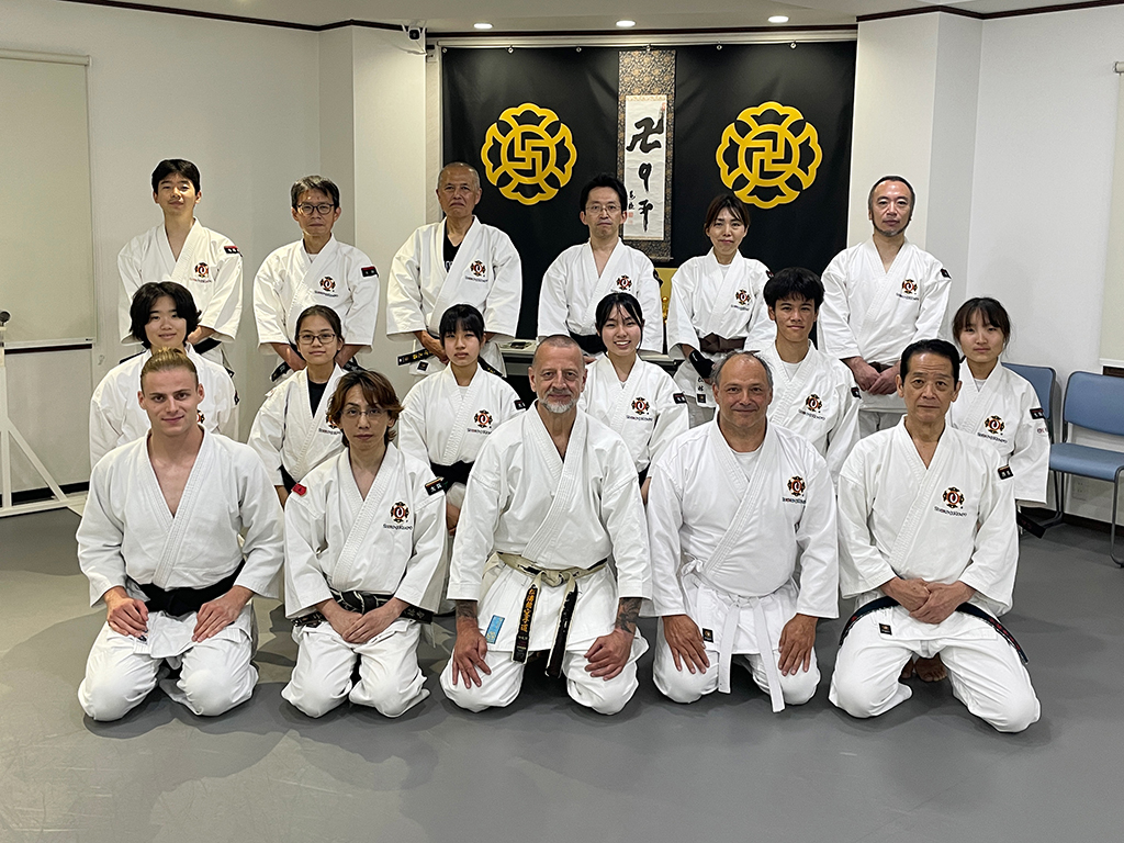 ■修練レポ■ 海外の武道家がお二人、道場に来てくれました！12
